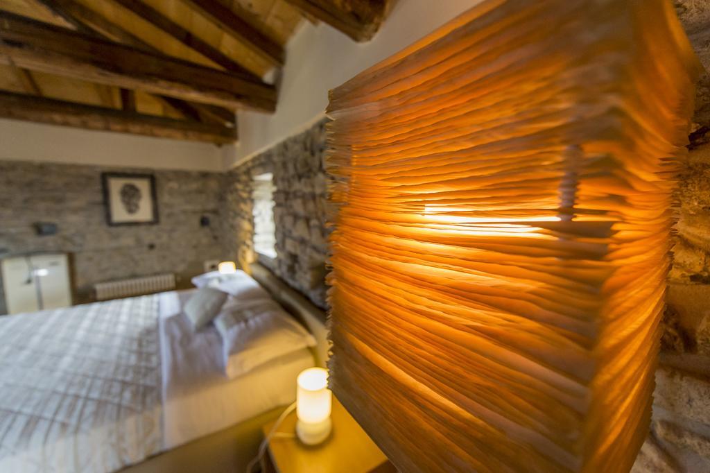 Relais Il Presidio Hotel Oggiono Ruang foto