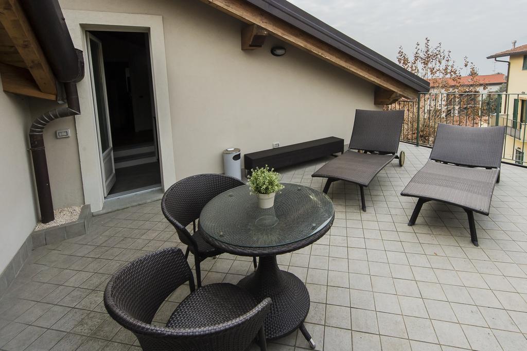Relais Il Presidio Hotel Oggiono Bagian luar foto